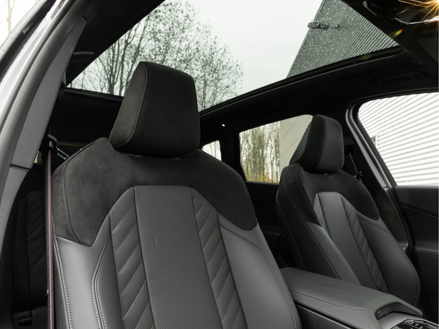 BMW X3 30e xDrive M-Sport Pro - Pano - Trekhaak - ACC - Memoryzetel