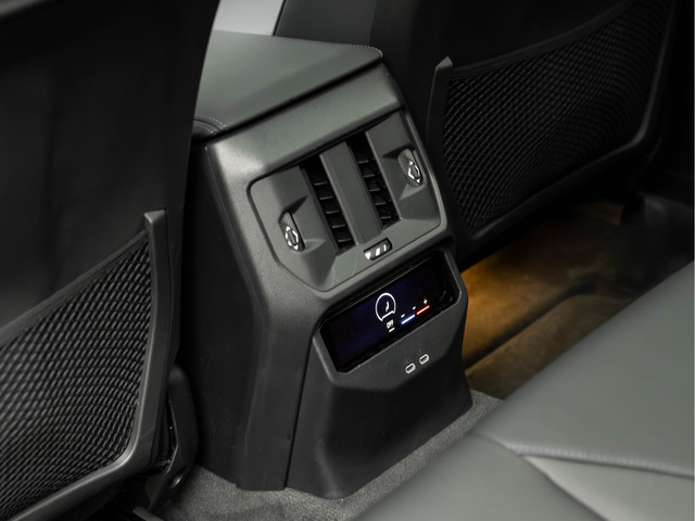 BMW X3 30e xDrive M-Sport Pro - Pano - Trekhaak - ACC - Memoryzetel