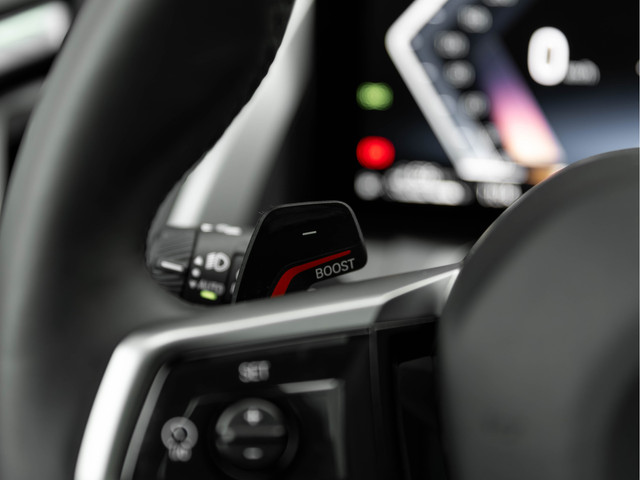 BMW X3 30e xDrive M-Sport Pro - Pano - Trekhaak - ACC - Memoryzetel