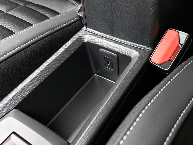 Citroen C3 Aircross Hybrid 145pk Automaat Max | Rijklaar | Apple Carplay | Two Tone | Camera