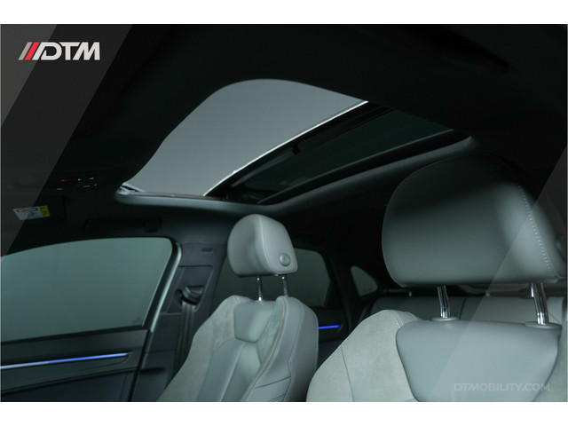 Audi Q3 Sportback 45TFSIe S-Edition | Panoramadak | Sfeerverlichting | 360 |