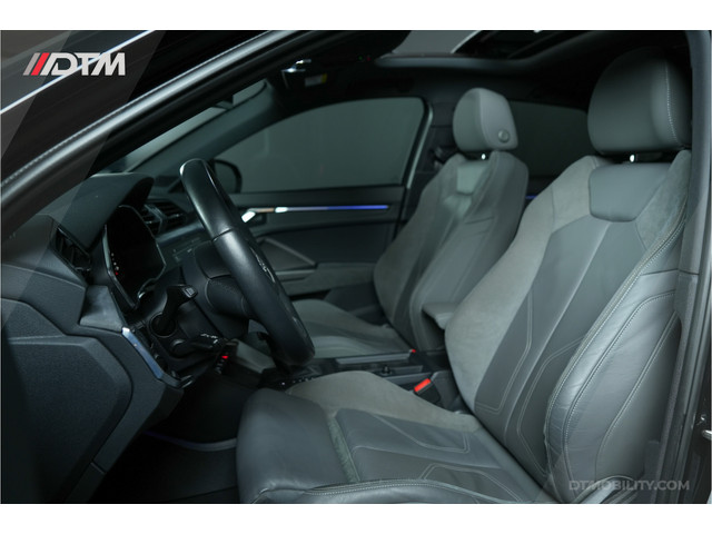 Audi Q3 Sportback 45TFSIe S-Edition | Panoramadak | Sfeerverlichting | 360 |