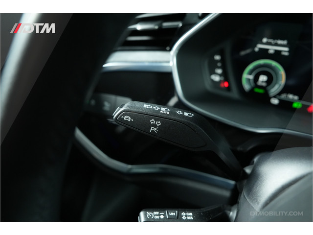 Audi Q3 Sportback 45TFSIe S-Edition | Panoramadak | Sfeerverlichting | 360 |