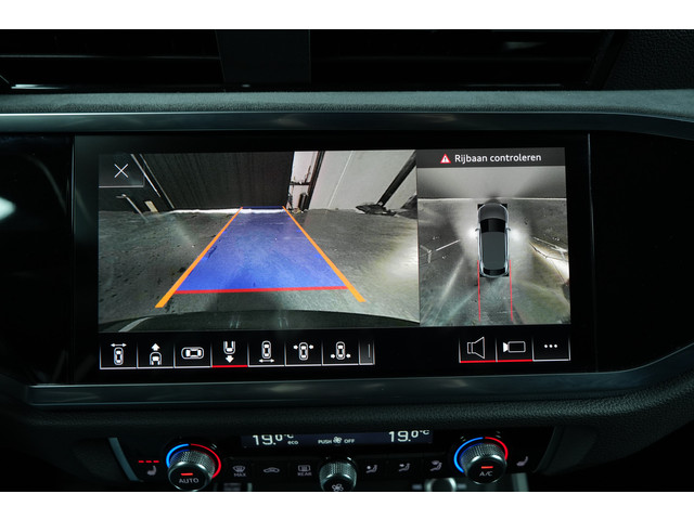 Audi Q3 Sportback 45TFSIe S-Edition | Panoramadak | Sfeerverlichting | 360 |