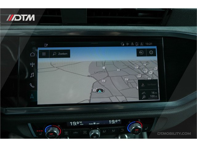 Audi Q3 Sportback 45TFSIe S-Edition | Panoramadak | Sfeerverlichting | 360 |