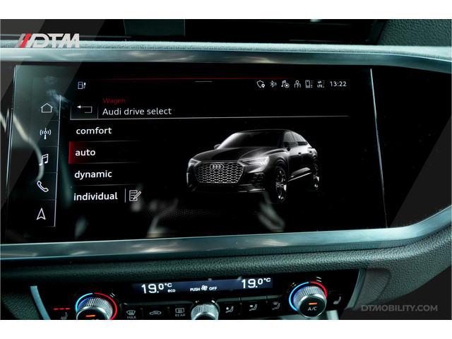 Audi Q3 Sportback 45TFSIe S-Edition | Panoramadak | Sfeerverlichting | 360 |