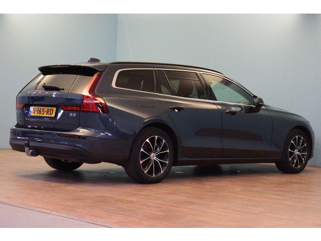 volvo-v60-2.0-b3-core-automaat---appconnect---camera---pdc---stuur-stoelverw---adap-cruise---trekhaak-inkl--
