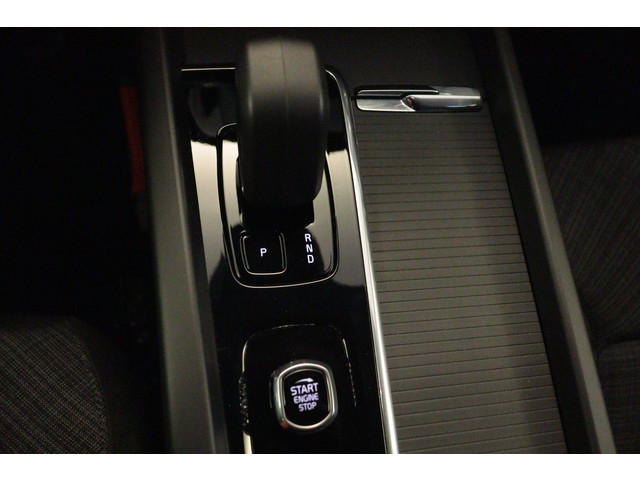 Volvo V60 2.0 B3 Core automaat | APPCONNECT | CAMERA + PDC | STUUR STOELVERW | ADAP CRUISE | TREKHAAK INKL |