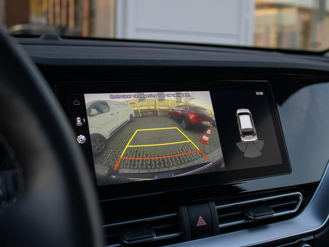 Kia Niro 1.6 GDi Hybrid Tech Edition Dynamicplusline | Stoel en stuurverwarming | Schuifkanteldak | Digitaal dashboard