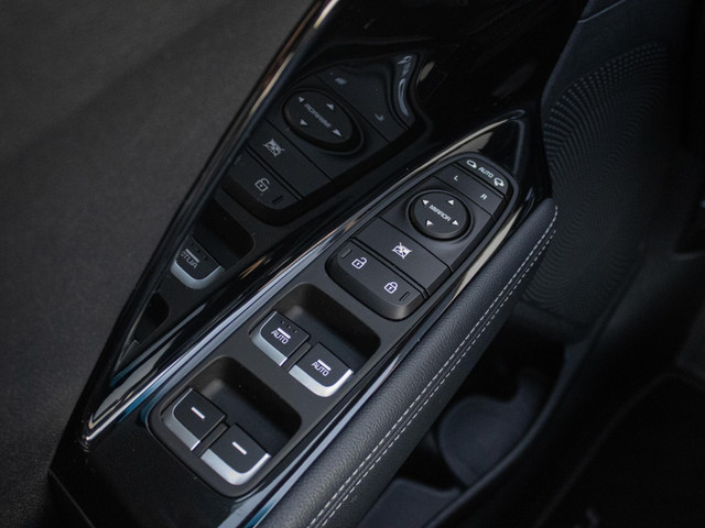 Kia Niro 1.6 GDi Hybrid Tech Edition Dynamicplusline | Stoel en stuurverwarming | Schuifkanteldak | Digitaal dashboard