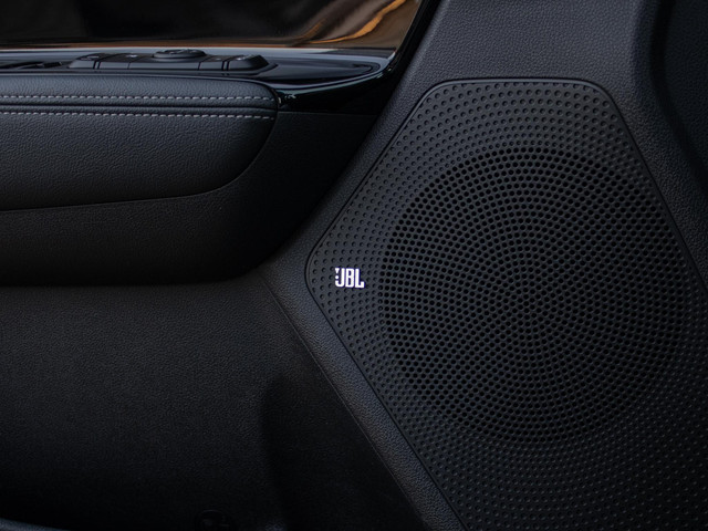 Kia Niro 1.6 GDi Hybrid Tech Edition Dynamicplusline | Stoel en stuurverwarming | Schuifkanteldak | Digitaal dashboard