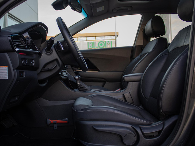 Kia Niro 1.6 GDi Hybrid Tech Edition Dynamicplusline | Stoel en stuurverwarming | Schuifkanteldak | Digitaal dashboard