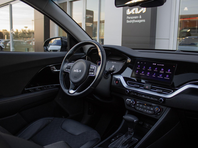 Kia Niro 1.6 GDi Hybrid Tech Edition Dynamicplusline | Stoel en stuurverwarming | Schuifkanteldak | Digitaal dashboard