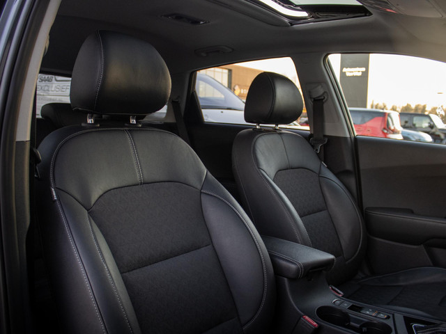 Kia Niro 1.6 GDi Hybrid Tech Edition Dynamicplusline | Stoel en stuurverwarming | Schuifkanteldak | Digitaal dashboard