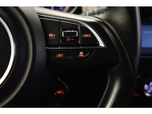 Suzuki Swift 1.2 Style Smart Hybrid Adaptieve Cruise Controle, Lane assist, Airco, Stoelverwarming