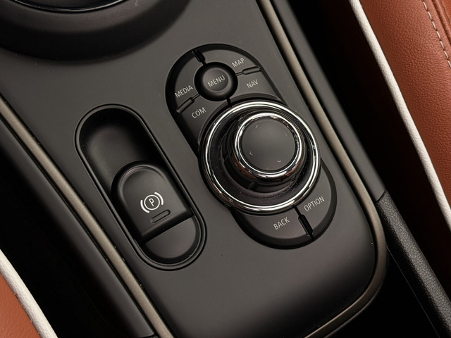 MINI Countryman 2.0 Cooper S E ALL4 John Cooper Works | ACC | Memory | Matrix | Pano | Harman Kardon |