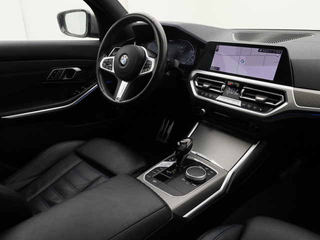 BMW 3 Serie 330e eDrive Edition M-Sport | PANO | STOELVERWARMING