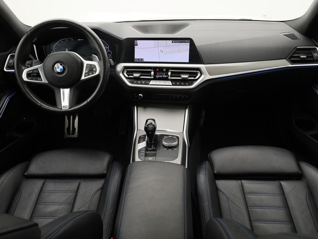 BMW 3 Serie 330e eDrive Edition M-Sport | PANO | STOELVERWARMING