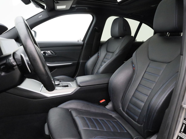 BMW 3 Serie 330e eDrive Edition M-Sport | PANO | STOELVERWARMING