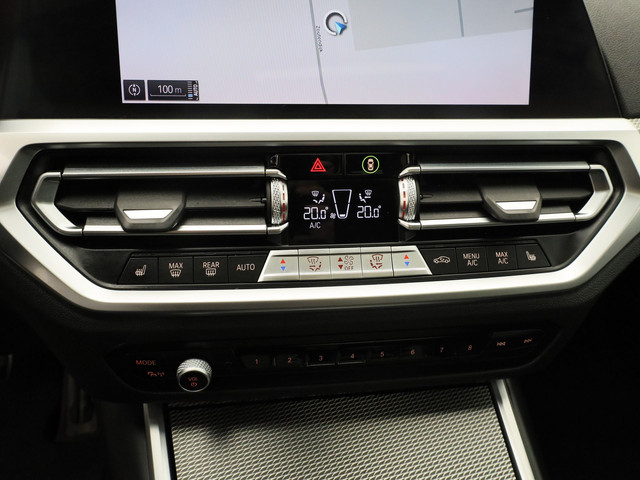 BMW 3 Serie 330e eDrive Edition M-Sport | PANO | STOELVERWARMING