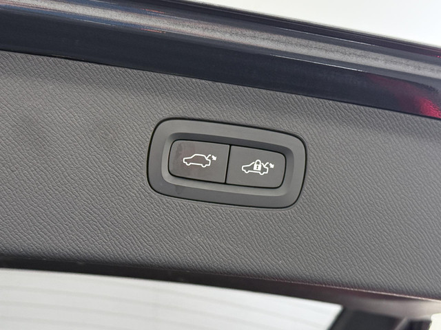 Volvo XC90 2.0 T8 Twin Engine AWD Inscription Panaramadak Trekhaak 7 persoons