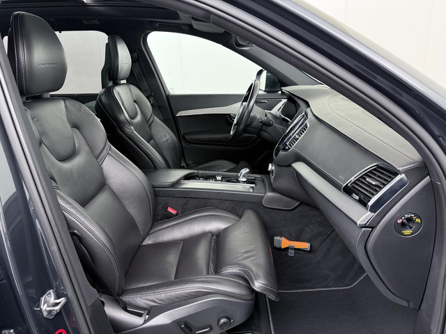 Volvo XC90 2.0 T8 Twin Engine AWD Inscription Panaramadak Trekhaak 7 persoons