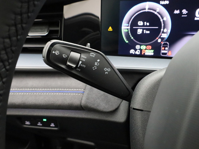 Volkswagen Tayron NEW 1.5 eHybrid R-Line Edition | PANO | CAMERA | ADAPTIVE | IQ LIGHT | KEYLESS | STOEL- EN STUURVERW. | STOELMASSAGE