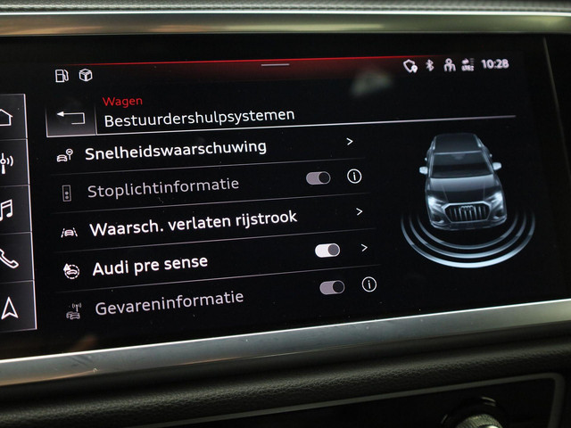 Audi Q3 45 TFSIe 180kW 245PK S Line · Stoelverwarming · Drive select · Leder stof · Apple Android Car Play ·