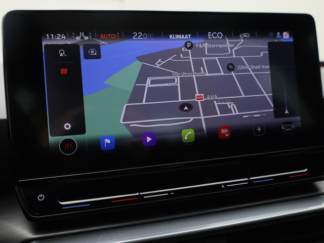 CUPRA Leon 1.4e-Hybrid 150kW 204PK DSG · Panoramadak · Apple Android Car Play · Camera + Parkeersensoren