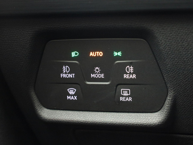 CUPRA Leon 1.4e-Hybrid 150kW 204PK DSG · Panoramadak · Apple Android Car Play · Camera + Parkeersensoren