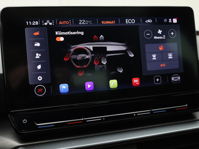 CUPRA Leon 1.4e-Hybrid 150kW 204PK DSG · Panoramadak · Apple Android Car Play · Camera + Parkeersensoren