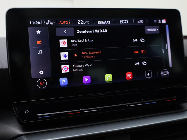 CUPRA Leon 1.4e-Hybrid 150kW 204PK DSG · Panoramadak · Apple Android Car Play · Camera + Parkeersensoren