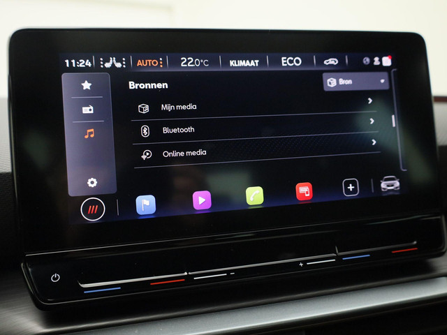 CUPRA Leon 1.4e-Hybrid 150kW 204PK DSG · Panoramadak · Apple Android Car Play · Camera + Parkeersensoren