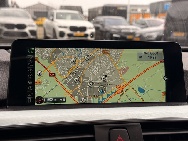 BMW 3 Serie 330e M-Sport | Head-Up | Cruise | Stoelverwarming | 360 | Leder | Schuif Kantel | Harman Kardon |