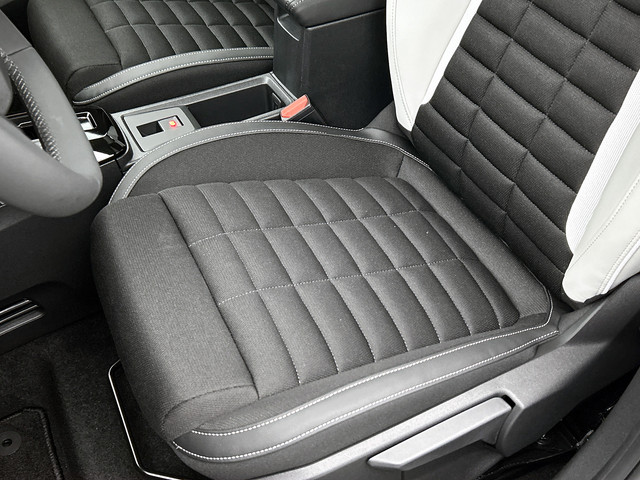 Citroen C3 Aircross Hybrid 145pk Automaat Max | Rijklaar | Apple Carplay | Two Tone | Camera