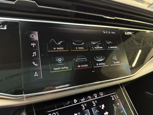 Audi Q7 60 TFSI e quattro Competition Laser Licht Trekhaak 22 Inch Panoramadak Audi S Sportstoelen Stoelventilatie Stoelmassage ACC Vol!