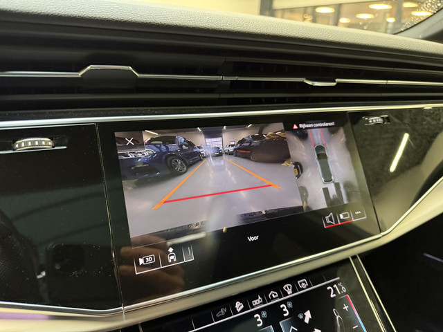 Audi Q7 60 TFSI e quattro Competition Laser Licht Trekhaak 22 Inch Panoramadak Audi S Sportstoelen Stoelventilatie Stoelmassage ACC Vol!
