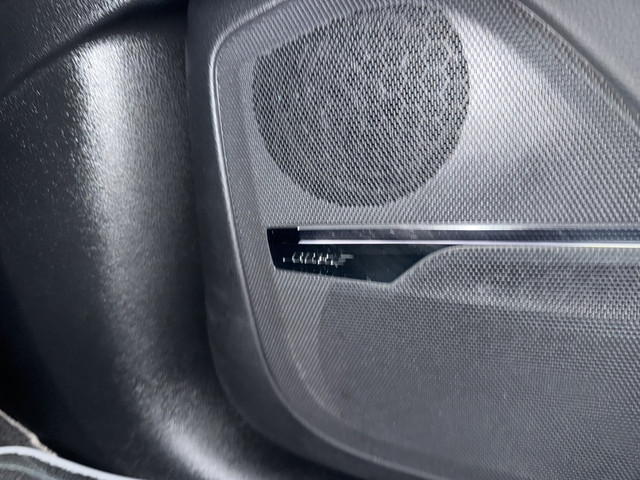 Audi Q7 60 TFSI e quattro Competition Laser Licht Trekhaak 22 Inch Panoramadak Audi S Sportstoelen Stoelventilatie Stoelmassage ACC Vol!