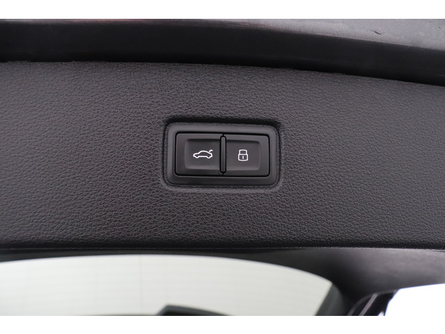 Audi Q7 55 3.0 468 PK TFSIe Quattro S-Line Pano-dak Luchtvering Trekhaak