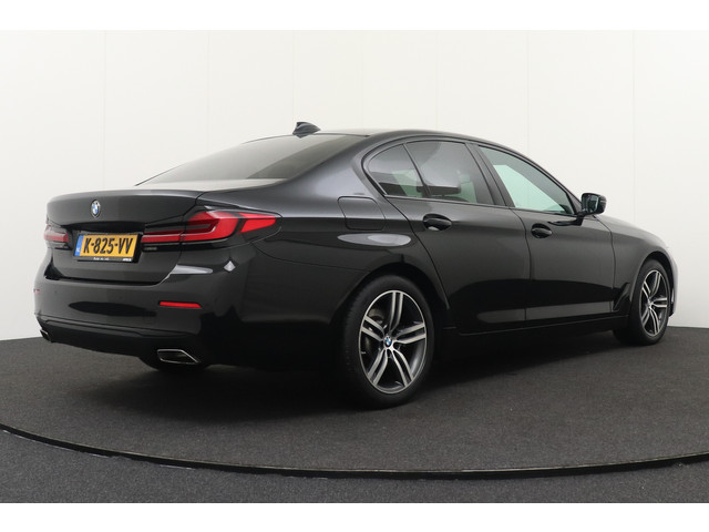 BMW 5 Serie 530e 293 PK PHEV Luxury Black-Edition schuif- kanteldak Memory