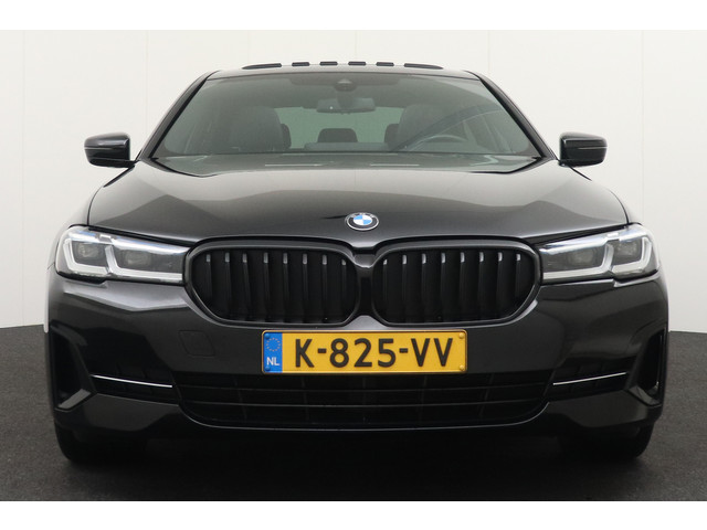 bmw-5-serie-530e-293-pk-phev-luxury-black-edition-schuif--kanteldak-memory