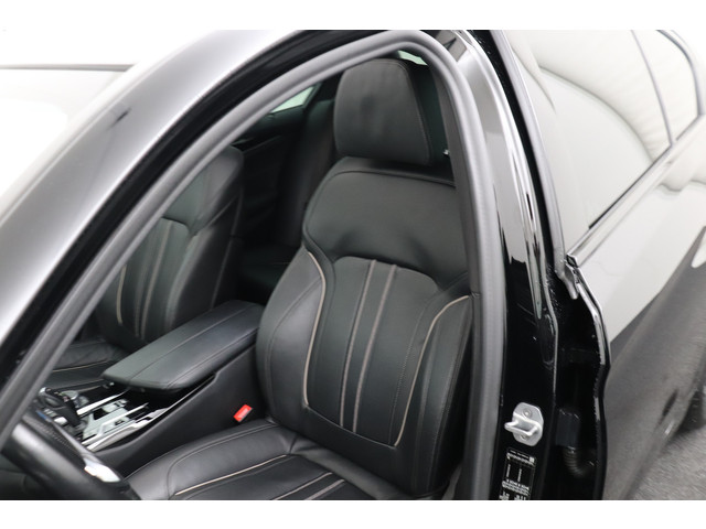 BMW 5 Serie 530e 293 PK PHEV Luxury Black-Edition schuif- kanteldak Memory