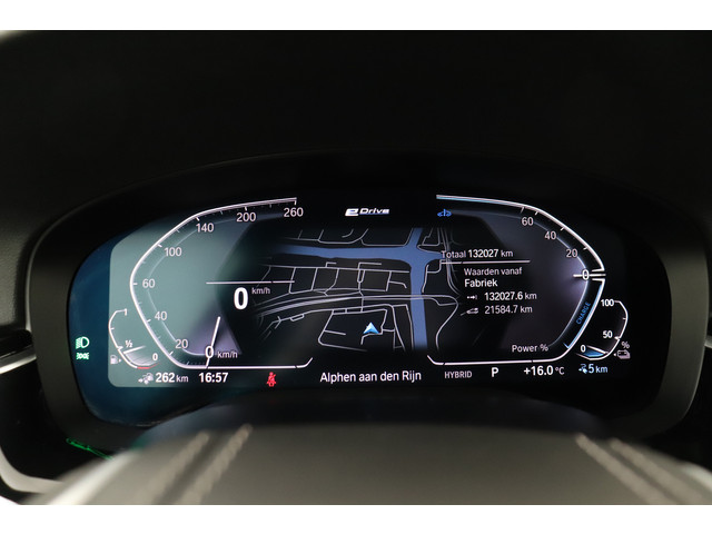 BMW 5 Serie 530e 293 PK PHEV Luxury Black-Edition schuif- kanteldak Memory