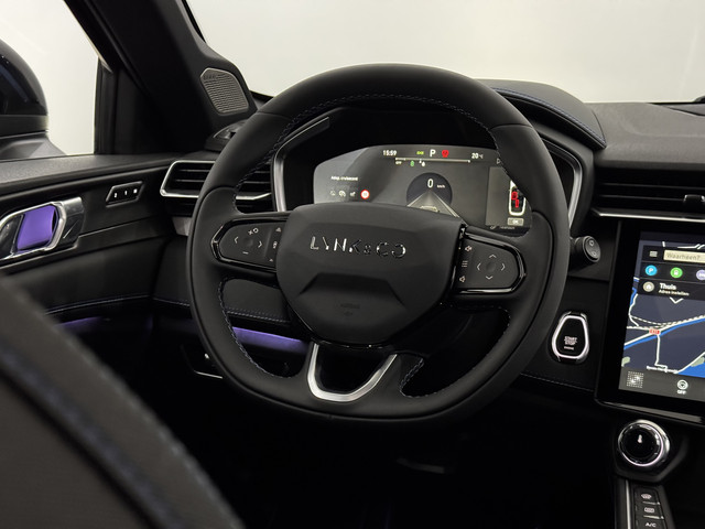 Lynk & Co 01 1.5 Pano, 360 Camera, Navi, Keyless start, Trekhaak, Stoelverwarming, Elektrische achterklep, Lichtmetalen velgen