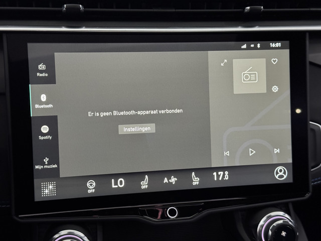 Lynk & Co 01 1.5 Pano, 360 Camera, Navi, Keyless start, Trekhaak, Stoelverwarming, Elektrische achterklep, Lichtmetalen velgen