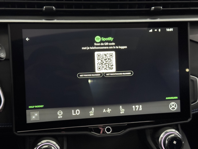 Lynk & Co 01 1.5 Pano, 360 Camera, Navi, Keyless start, Trekhaak, Stoelverwarming, Elektrische achterklep, Lichtmetalen velgen