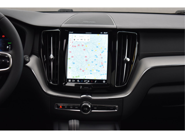 Volvo XC60 2.0 Recharge T8 AWD R-Design 455 Pk Pano Luchtvering Trekhaak Keyless Leder 21 Inch
