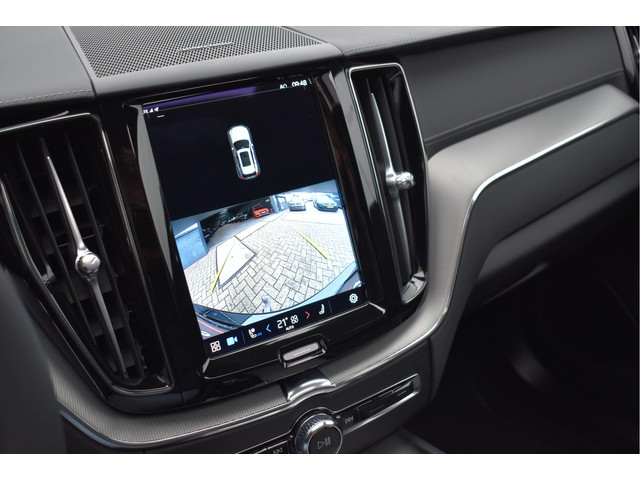 Volvo XC60 2.0 Recharge T8 AWD R-Design 455 Pk Pano Luchtvering Trekhaak Keyless Leder 21 Inch
