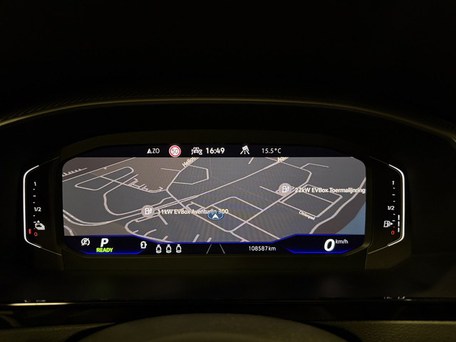 Volkswagen Arteon Shooting Brake 1.4 TSI eHybrid PANO TREKHAAK TWO-TONE LEER TREKHAAK 360CAMERA ACC 18MUSCAT CARPLAY STANDKACHEL SFEER VIRTUAL MA