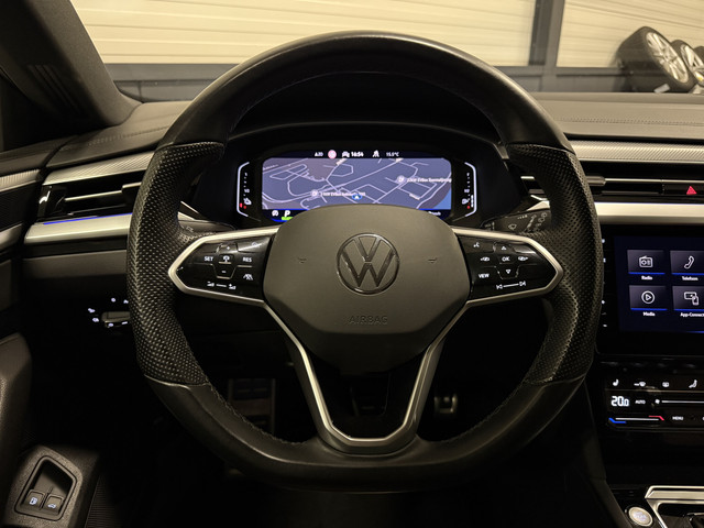 Volkswagen Arteon Shooting Brake 1.4 TSI eHybrid PANO TREKHAAK TWO-TONE LEER TREKHAAK 360CAMERA ACC 18MUSCAT CARPLAY STANDKACHEL SFEER VIRTUAL MA
